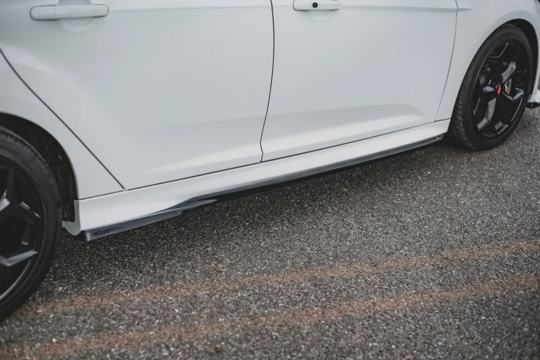 Maxton Design - SIDE SKIRTS DIFFUSERS V2 FORD FOCUS ST & RS MK3 (2015-2018)