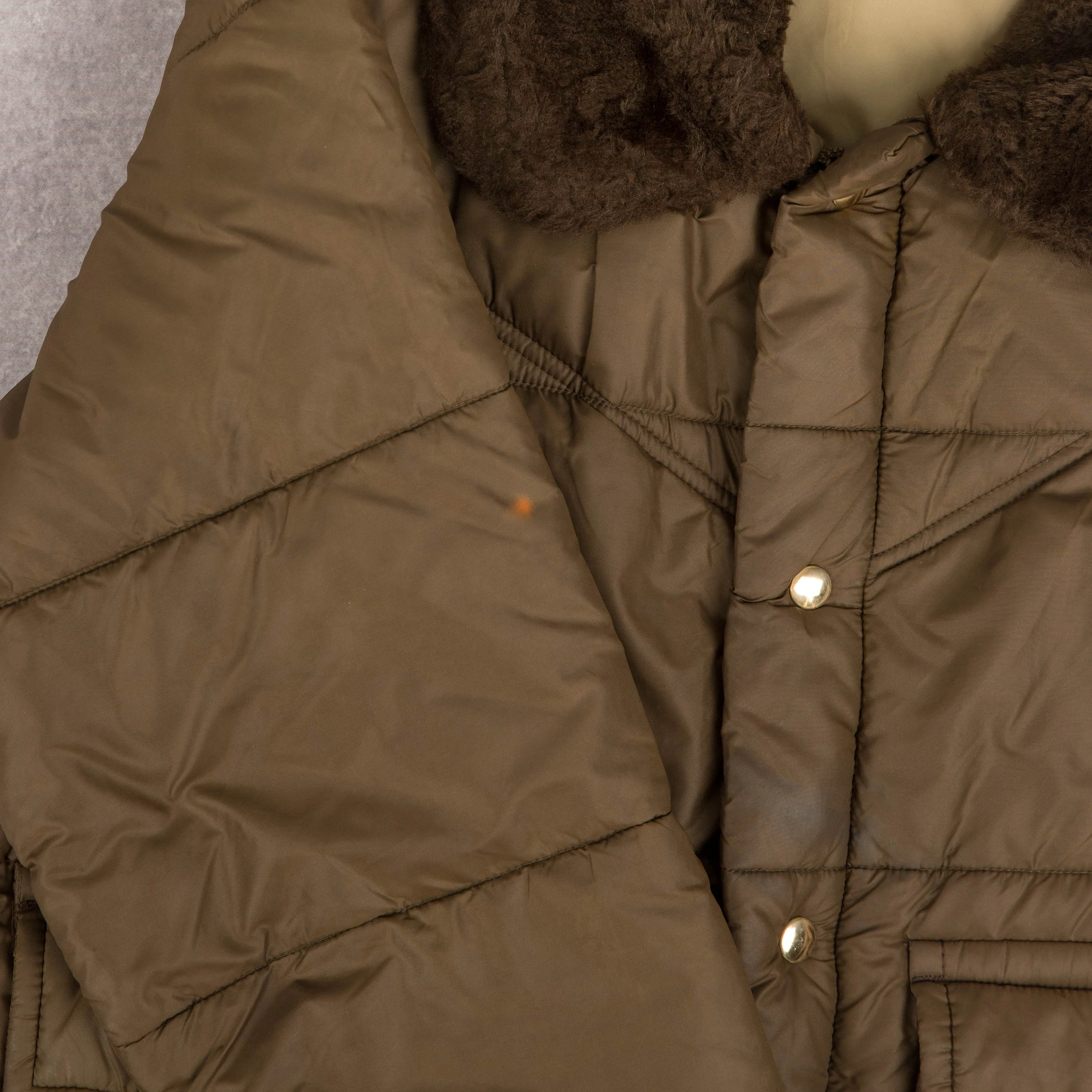 MEN'S VINTAGE 1980S QUILTED JACKET - LARGE