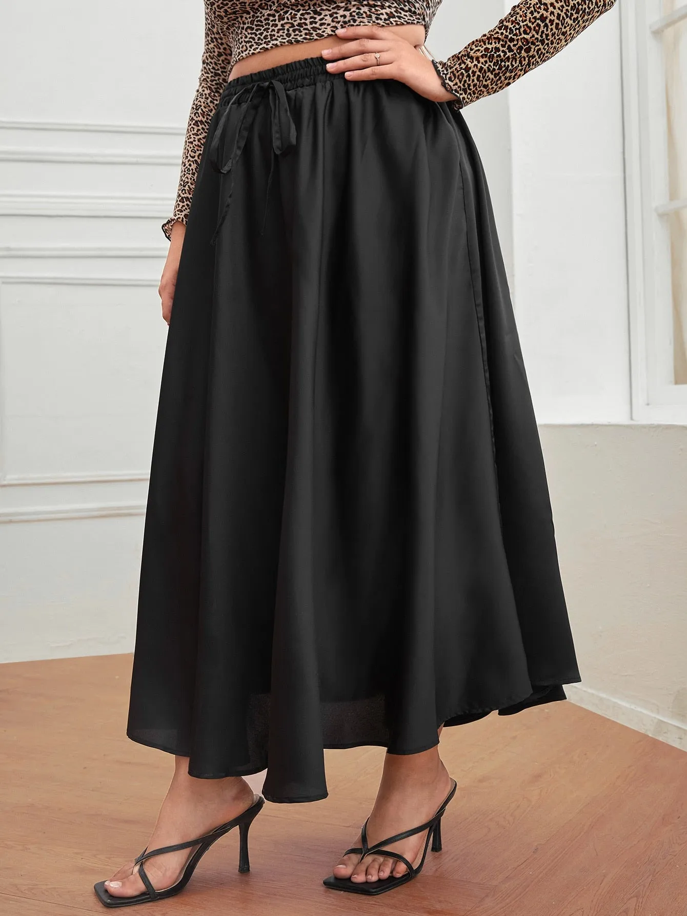 Plain Knot Long Plus Size Skirt