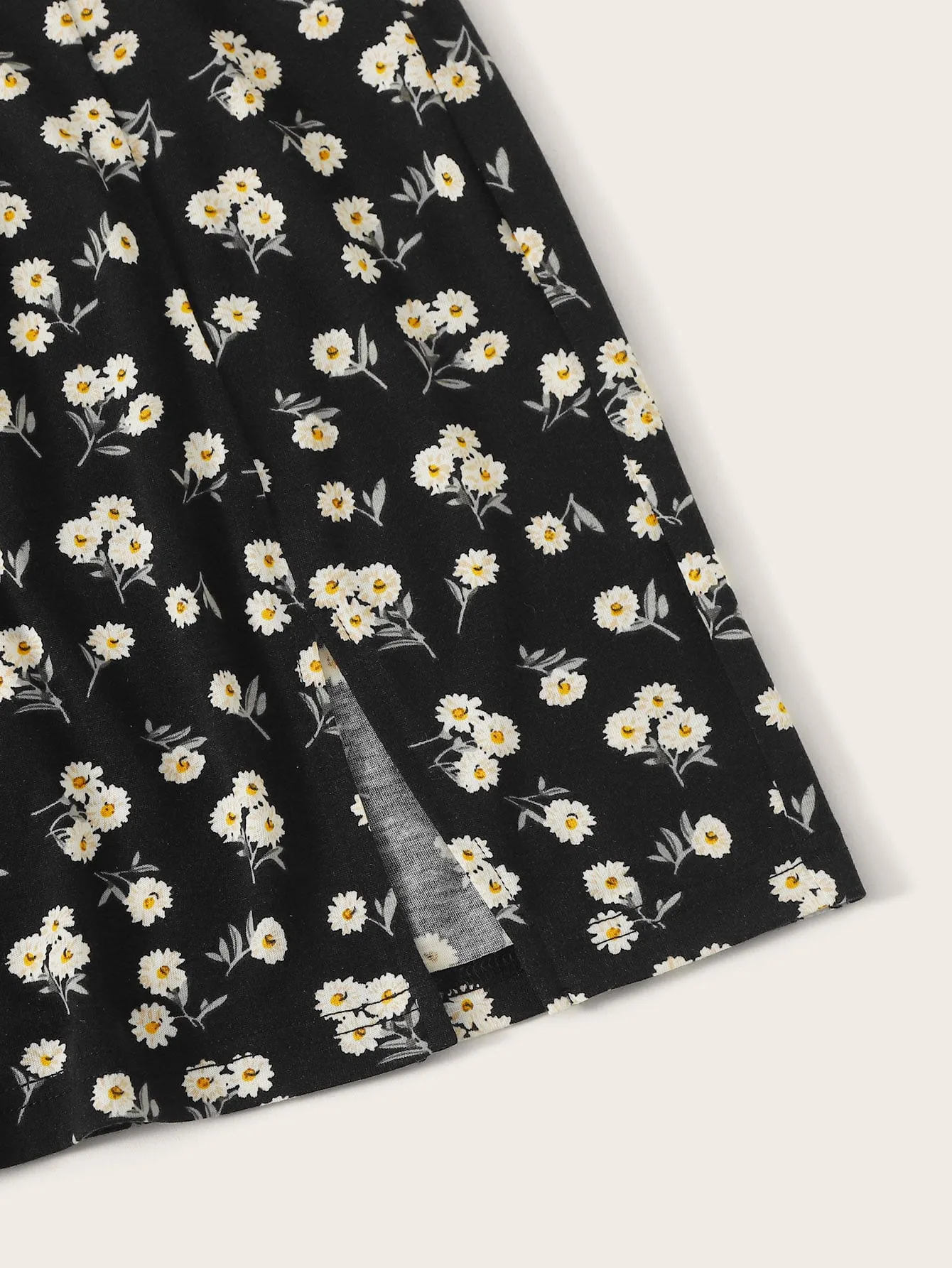 Slit Hem Ditsy Floral Print Skirt